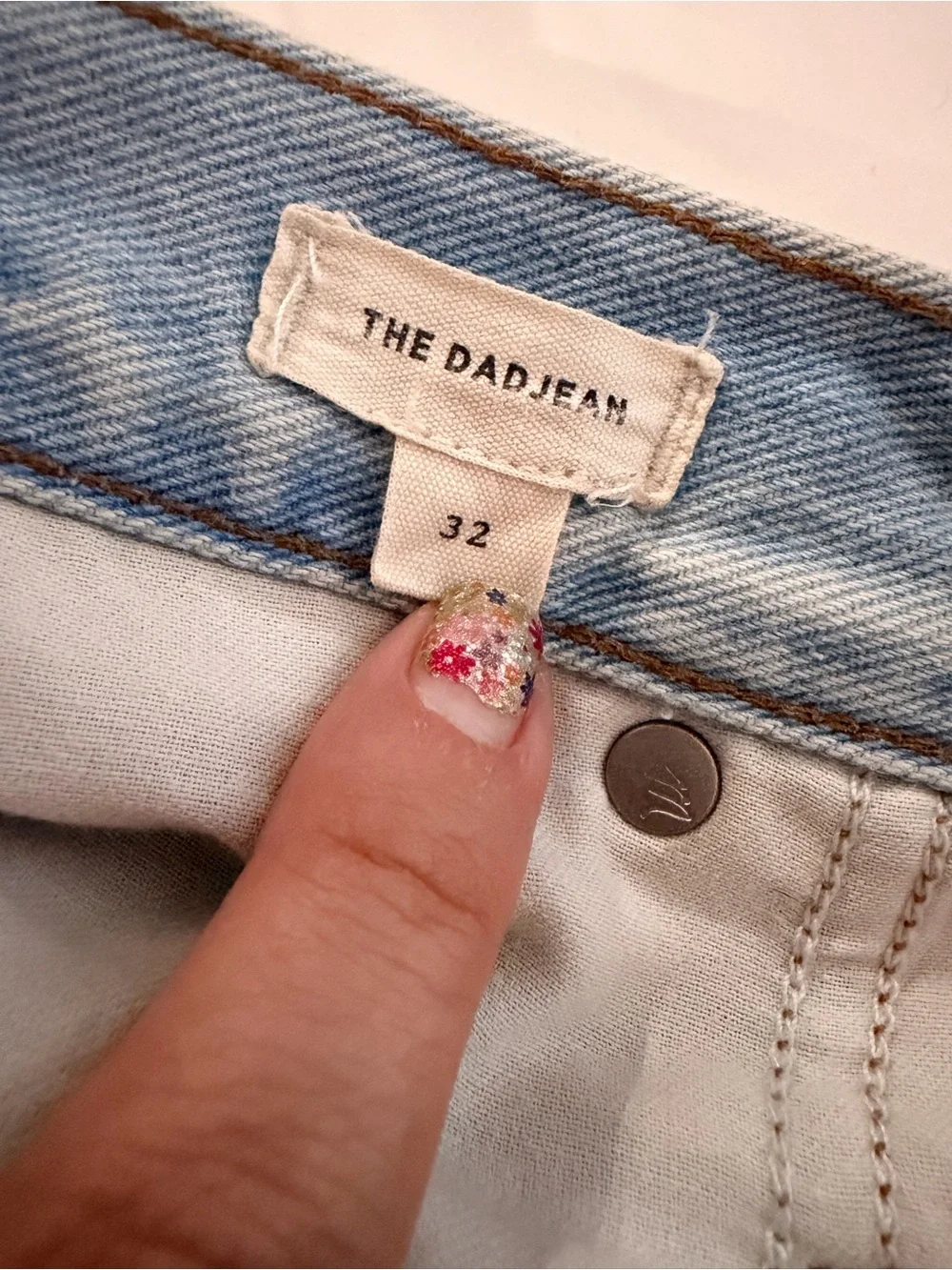Madewell The Dad Jean Light Wash Size 32 Light Wash Distressed Button Fly